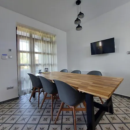 Palffy59 Vendeghaz 3* Köveskál