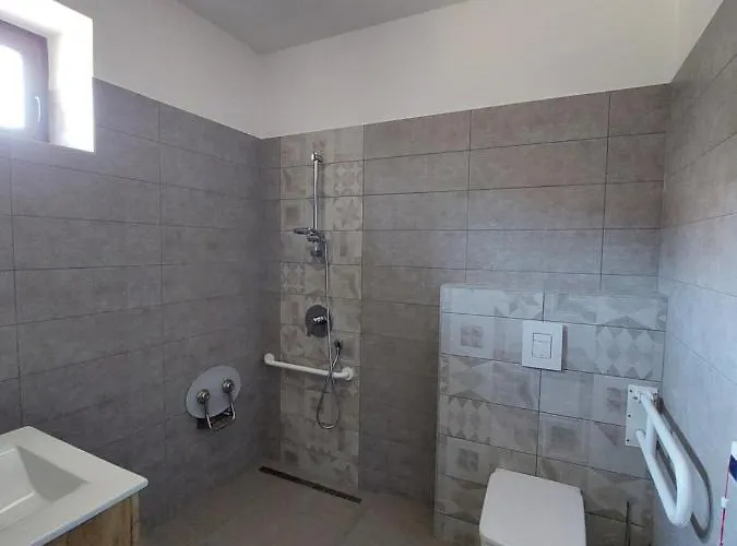 Palffy59 Vendeghaz לינה וארוחת בוקר Köveskál